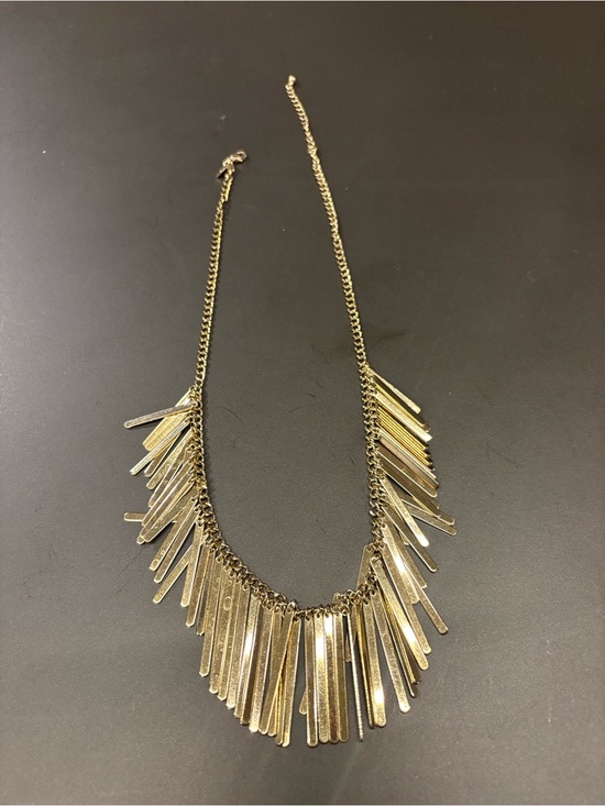 Banana Republic Jewelry - Banana republic Gold Fringe Pendant Necklace - Women Jewelry. Adjustable